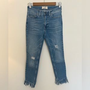 We The Free | Free People - Frayed Bottom, light wash Denim - Size 27